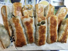 锅贴-粥公粥婆精品家常菜(青龙桥店)
