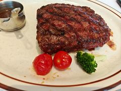 -马克西姆俄罗斯餐厅(通亚街店)