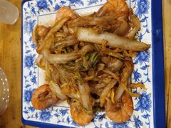 -老东镇啤酒屋海鲜加工·蒸汽海鲜·海鲜烧烤(台东店)