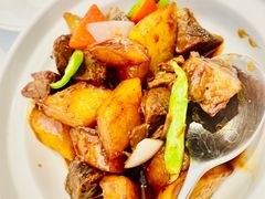 土豆焖牛腩-醉辉皇上海之巅(上海中心大厦店)