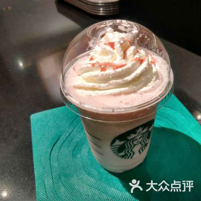 星巴克草莓白巧克力星冰乐图片-北京咖啡厅-大众点评网