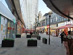 -宝龙城(杭州滨江店)