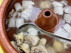 原汁男搂妹汽锅鸡-蝴蝶泉宾馆-中餐厅