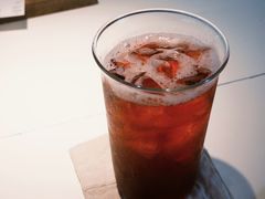 -彳亍咖啡·这里(水湾路店)
