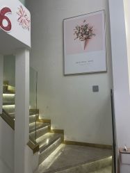 -MIDA蜜哒•科技逆龄美肤连锁