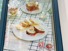 -上海哈尔滨食品厂(淮海中路店)