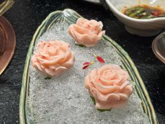 -得意咚瓜·顺德鱼生·冬瓜火锅(深圳首店)