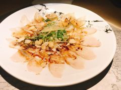 薄切鲜鱼片-穹六人间 people 6(岳阳路店)