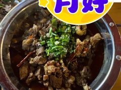 -大众跷脚牛肉馆·非遗传承单位(峨眉山店)