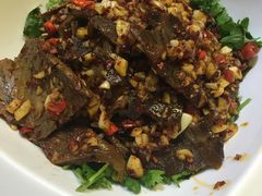 -独一佳老胡湘菜馆(矿山路店)