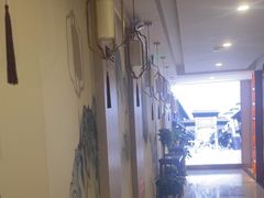 -香山湖渔家大院