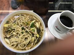 -浙江星杭奔驰4S店(海创园店)