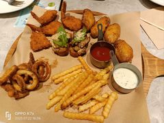 -必胜客(上海新南方商城PH店)