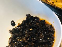 -每食每刻·皖北新民地锅鸡