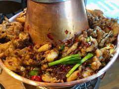 -炉小二铜锅牛蛙•川湘菜(三里屯店)