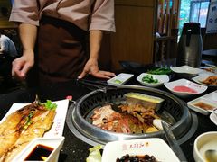 -木槿花韩式炭烤·熟成肉工坊(孙文东路店)