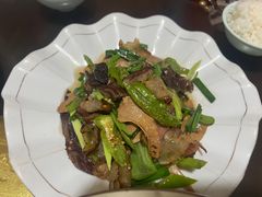 -重庆歪嘴鱼庄(济南模具厂宿舍店)