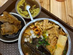 -柳州肥姨妈大骨螺蛳粉(江宁万达店)
