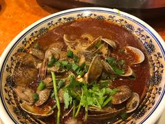 -爆炸头阿姨小四川正宗川味小吃(无任何分店)