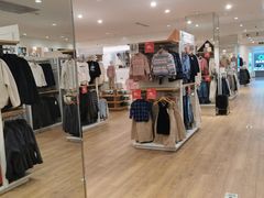 -优衣库(济南振华商厦店)