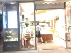 门面-乔小姐原创烘焙(广场店)