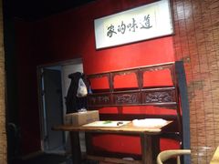 -八月美食小馆(银泰城总店)