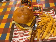 -万能料理屋(钟鼓岭路店)