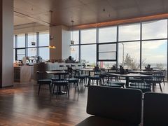 -邻海餐厅(烟台金沙滩英迪格酒店)