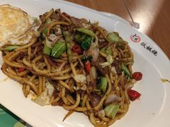 招牌牛肉炒面-卜秀铁板烧(食通天美食广场店)