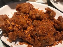-新大咀港式茶餐厅(宝山万达店)