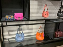 -MCM(比斯特上海购物村店)