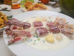 -大树下海鲜饭店