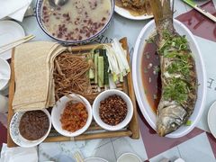 -湖光月色临湖音乐餐厅(台儿庄古城店)