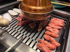 -臻牛烤肉
