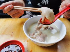 -雷祖芳老妈蹄花店