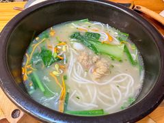 -勺子米线·云南传统小吃市集(四方街店)