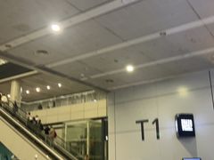 -广州白云国际机场