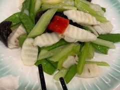 清心荷塘小炒-渔意楼·驰名沙田乳鸽(五羊旗舰店)
