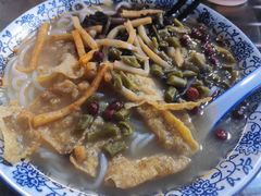 -小蛮妞家螺蛳粉(凯旋路店)