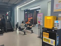 -超鹿运动(五四路恒力城店)