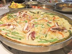 -草家酱蟹炭火烤肉店(珲春南路一店)