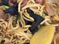 -红渡小香·牛肉麻辣香锅(车站南路店)