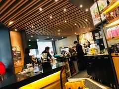-星巴克臻选(周浦万达店)