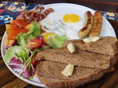 -Brut Eatery Wine Bar & Restaurant (建国东路店)