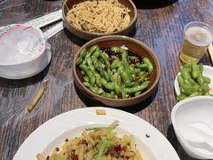 -老街烧烤大排档·地道湖北菜·龙虾馆(汉口火车站店)