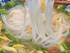 -桥香园云南过桥米线(金马碧鸡店)