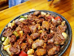 -老东镇啤酒屋海鲜加工·蒸汽海鲜·海鲜烧烤(台东店)