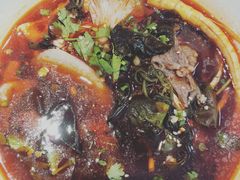 -成都你六姐·牛肉冒菜·麻辣香锅(长泰广场店)