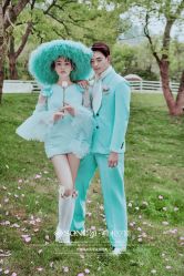 -唯一旅拍·颂当代影像艺术中心(上城店)