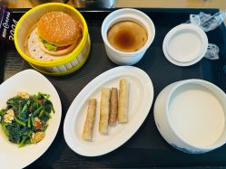 -爱陪伴尊享月子中心(国际店)